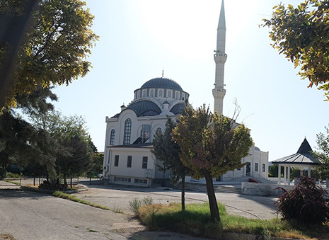 Güzelbey Yapı - Saip Konukoğlu Camii